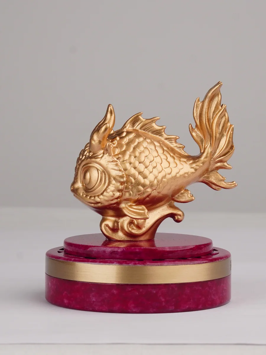 鸿运金龙鱼 · 整体