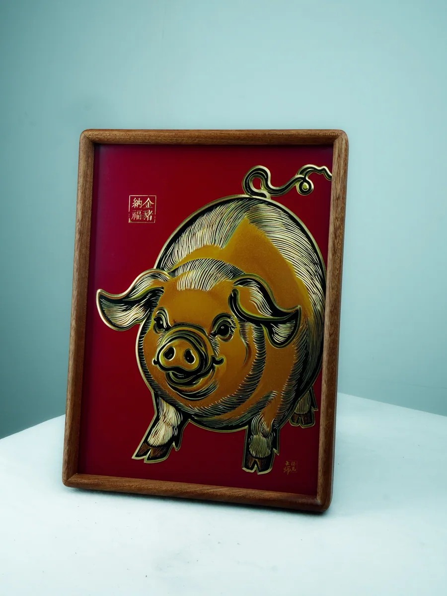 金猪纳福 · 另一角度