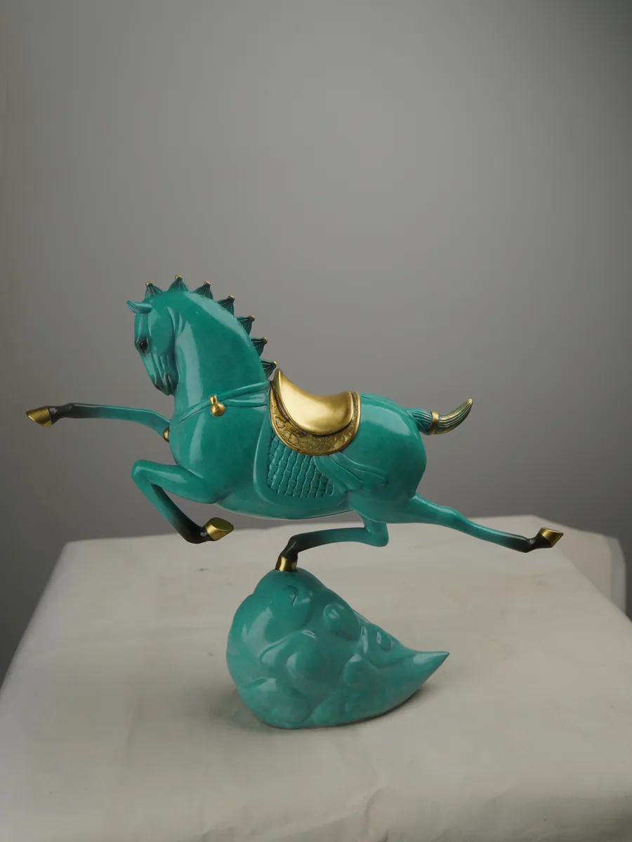 金鞍踏云 · 整体
